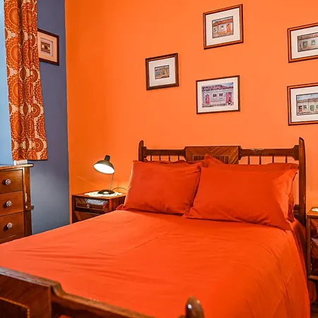 Vintage Balcony & Vendégház 4*