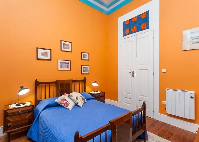 Vintage Balcony & Casa de hóspedes