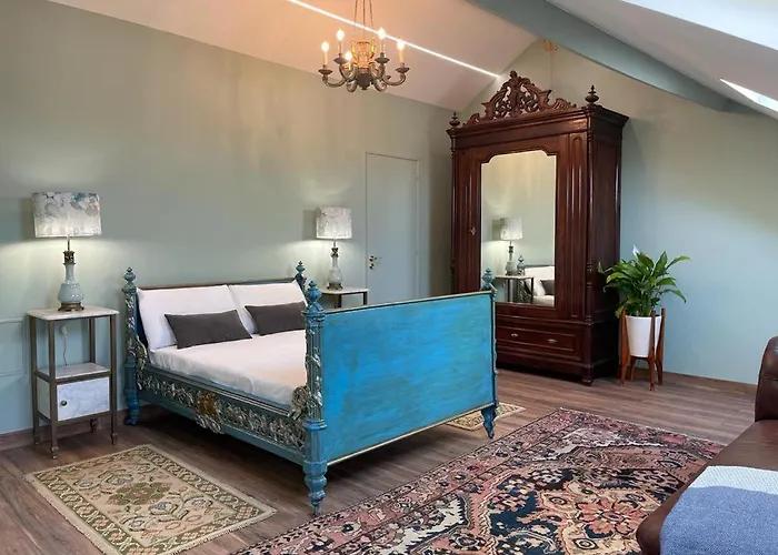 Vintage Balcony & 4* Ovar