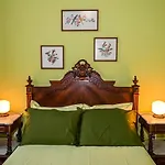 Vintage Balcony & Konukevi 4*