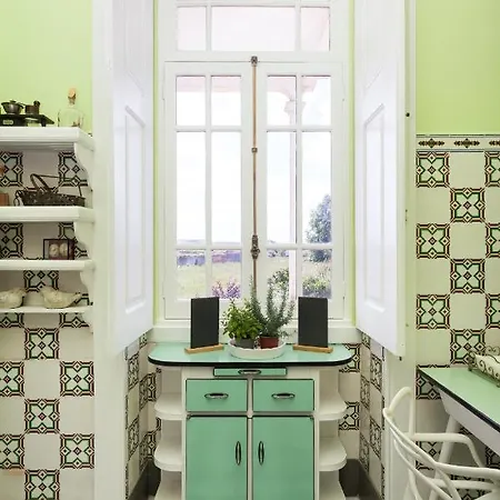 Vintage Balcony Vendégház Ovar