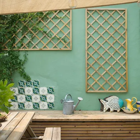 Vintage Balcony & 4*