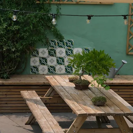 Vintage Balcony & 4*